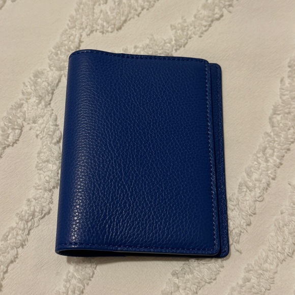 New Elie Tahari Royal Blue Leather Passport Holder - Picture 2 of 3